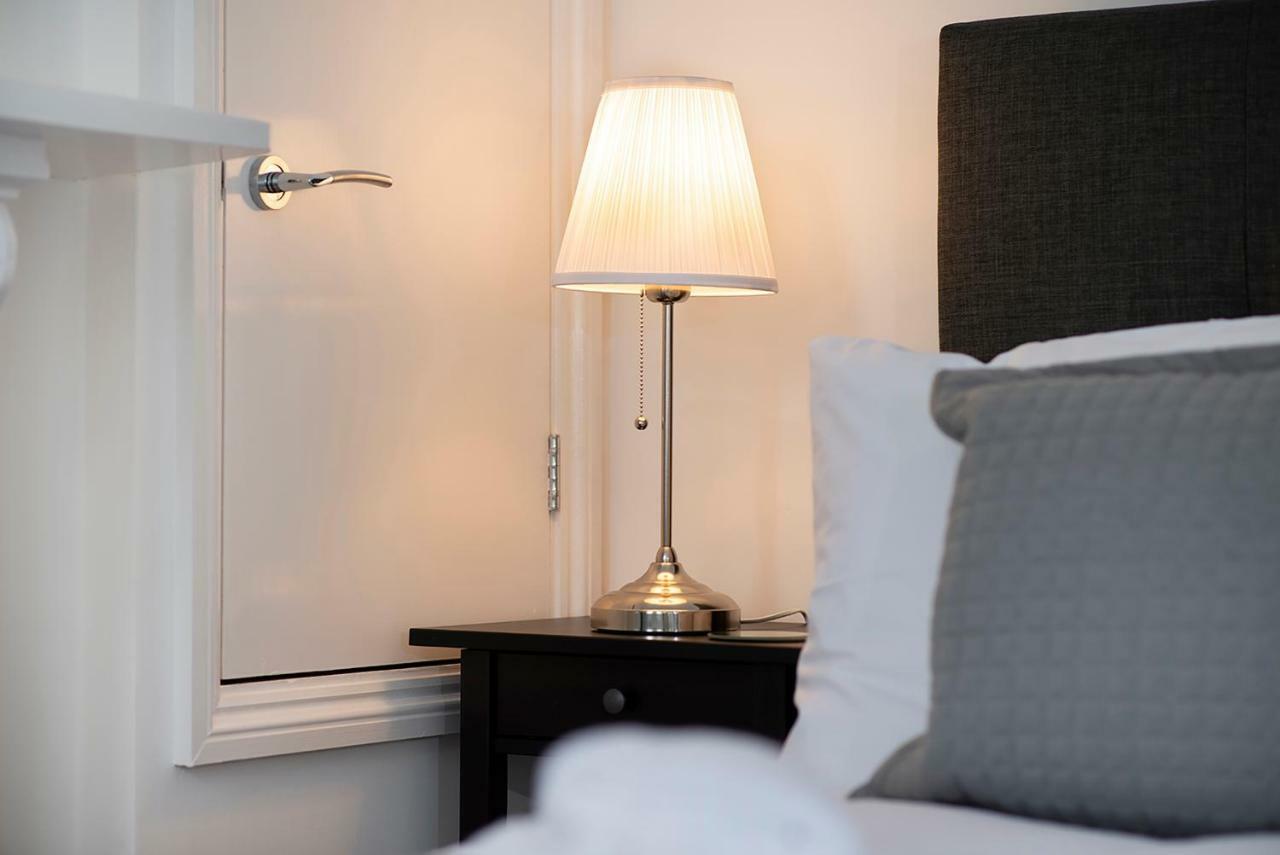 Flat A - Spacious Ground Floor, 1 Bedroom Apartment In Central Southsea, Portsmouth Extérieur photo